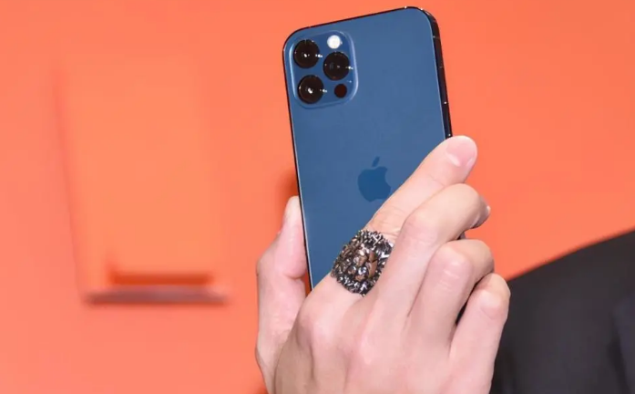 固原苹果手机维修分享iPhone12系列重启方法教程 